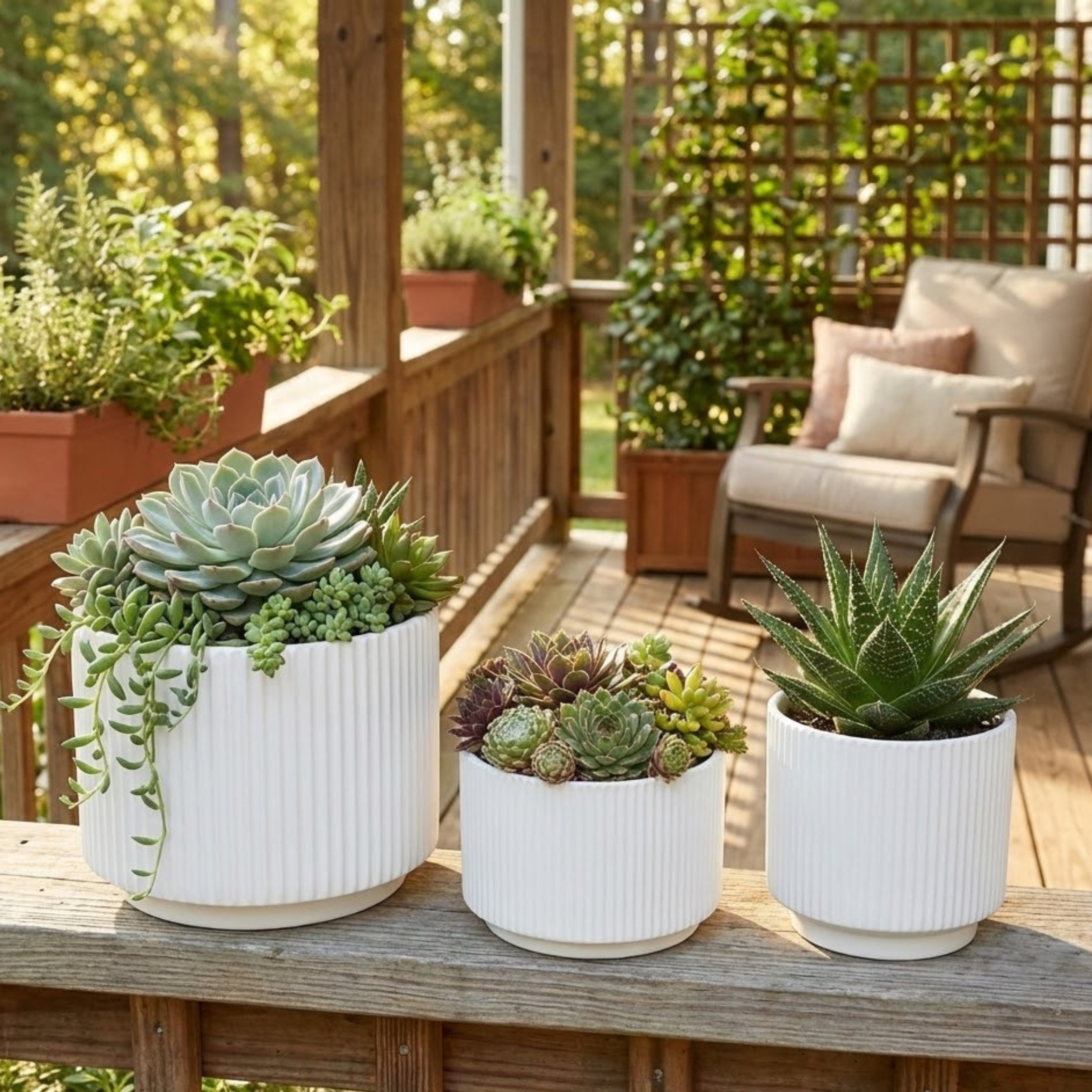 3-Piece White Stoneware Planter Pot Set with Ribbed Texture